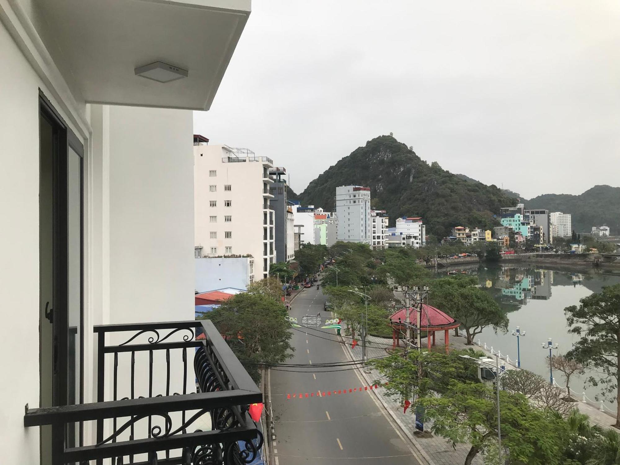 Sea Balcony Hotel Dong Khe Sau Exteriér fotografie