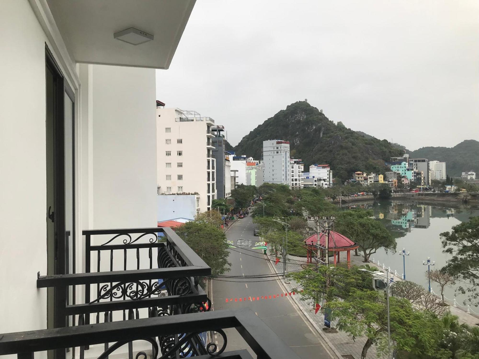 Sea Balcony Hotel Dong Khe Sau Exteriér fotografie